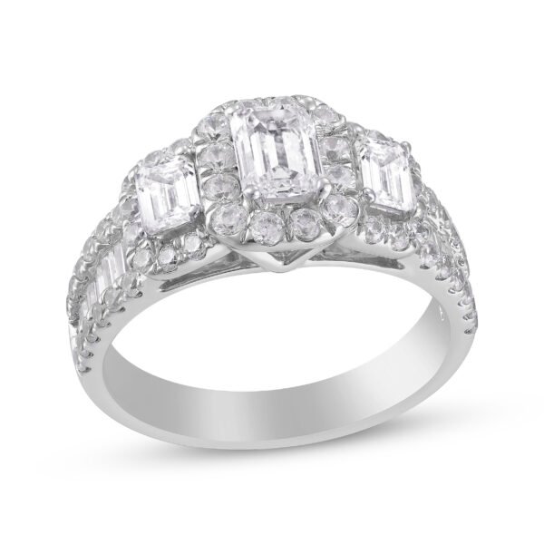 diamond engagement ring